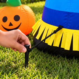 Fix the inflatable on the ground